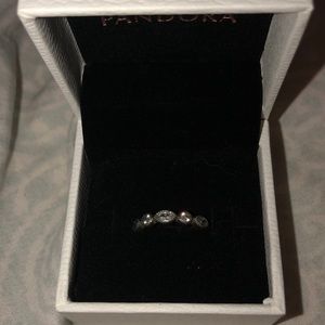 Pandora ring